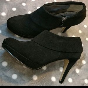 Adrienne Vittadini Booties